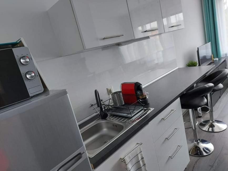 Kiss Apartman Juventus Балатонфёльдвар Экстерьер фото